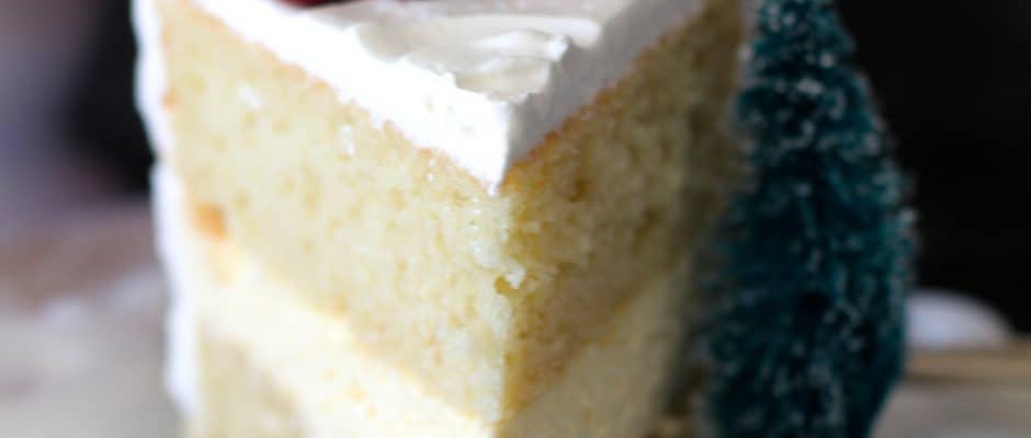 Eggnog Cake with Cheesecake Filling
