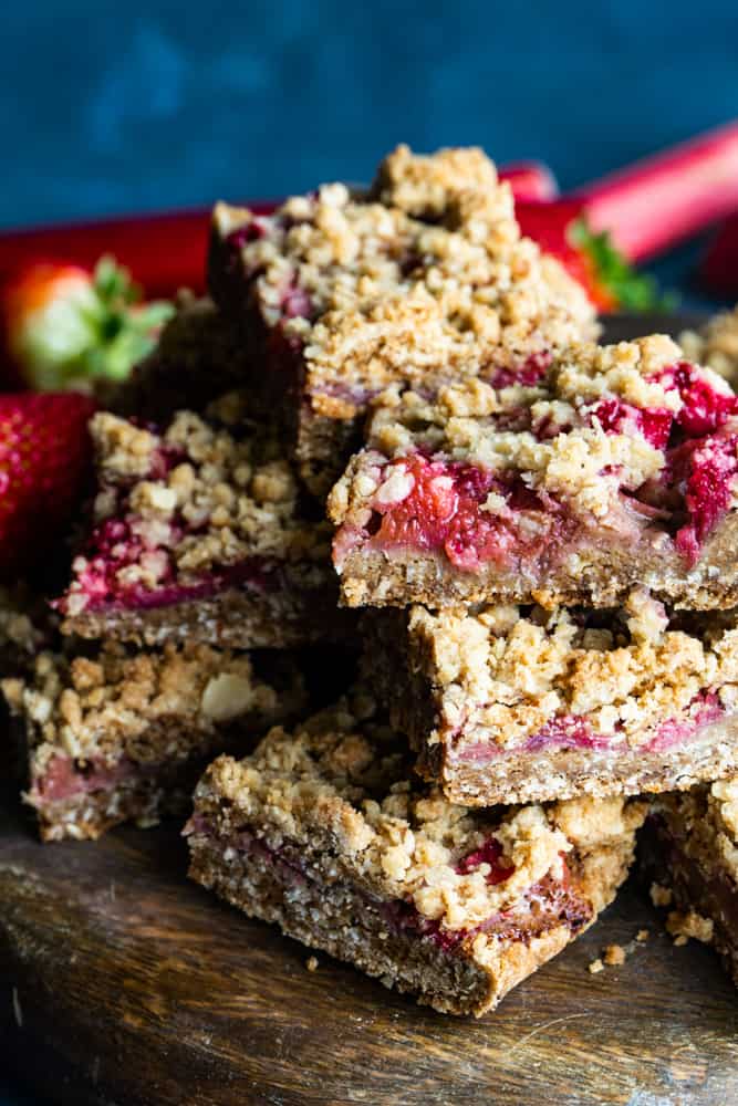 oat strawberry rhubarb squares