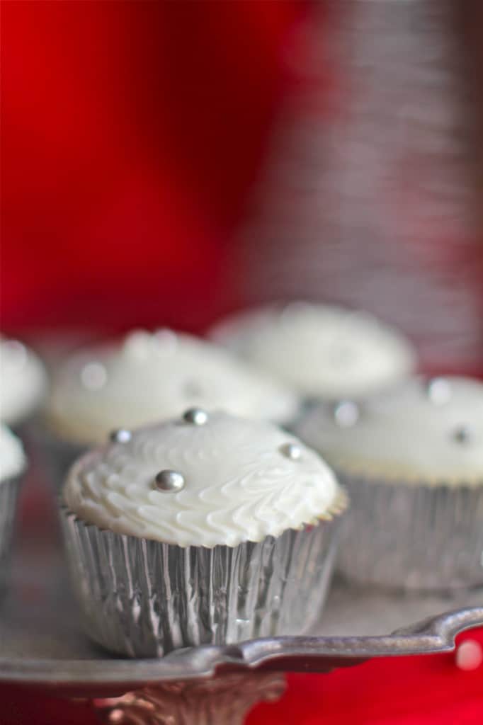 Winter Eggnog Cupcakes With Foil Liners