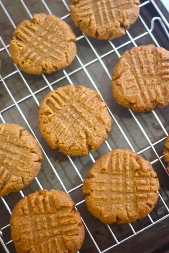 Flourless Peanut Butter Cookies