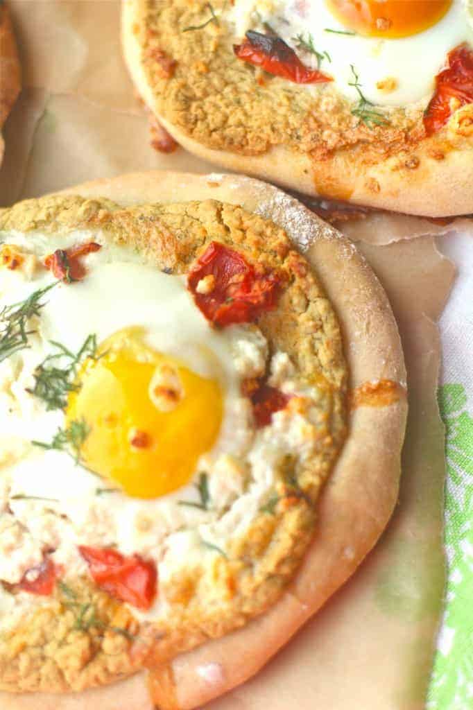 Breakfast Pizza With Hummus