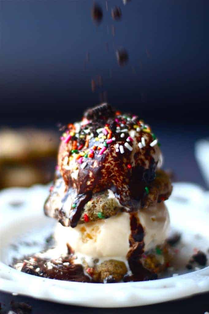 Oreo Funfetti Pudding Cookies Sundae With Sprinkles 