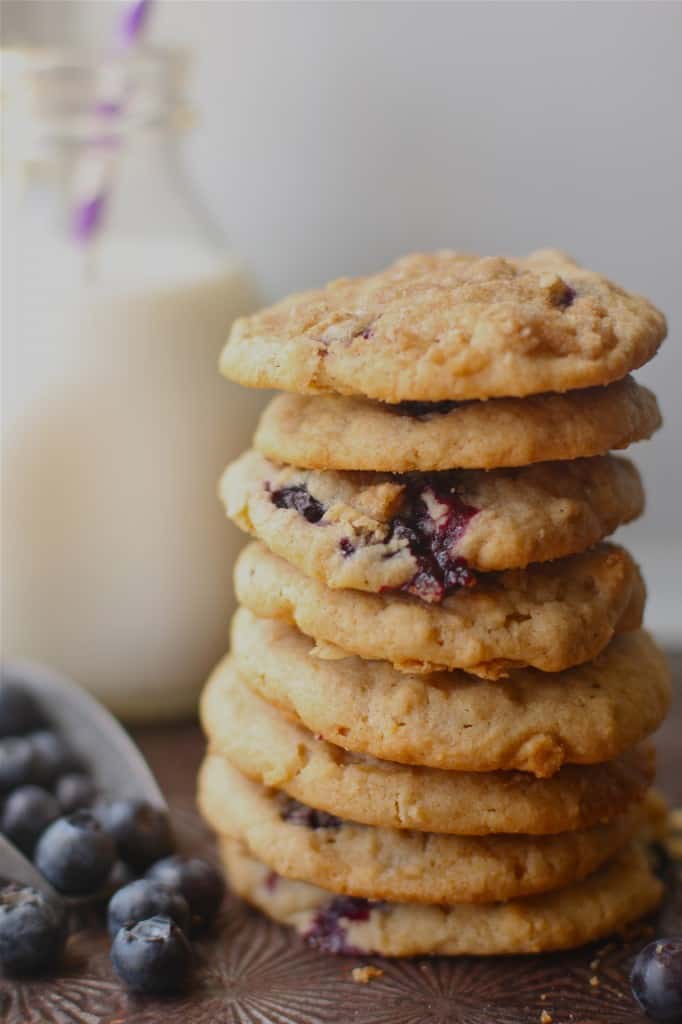 Blueberry Crumble Cookies