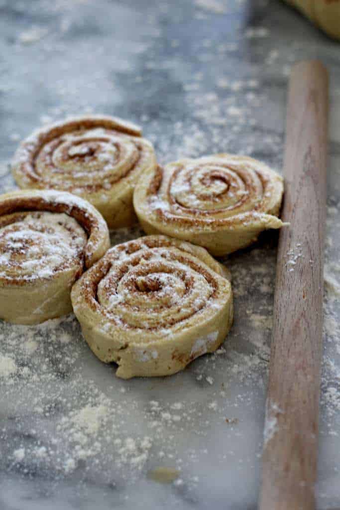 Cinnamon Roll Apple Pie - The Seaside Baker