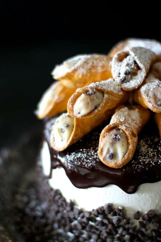 italian cannoli cake