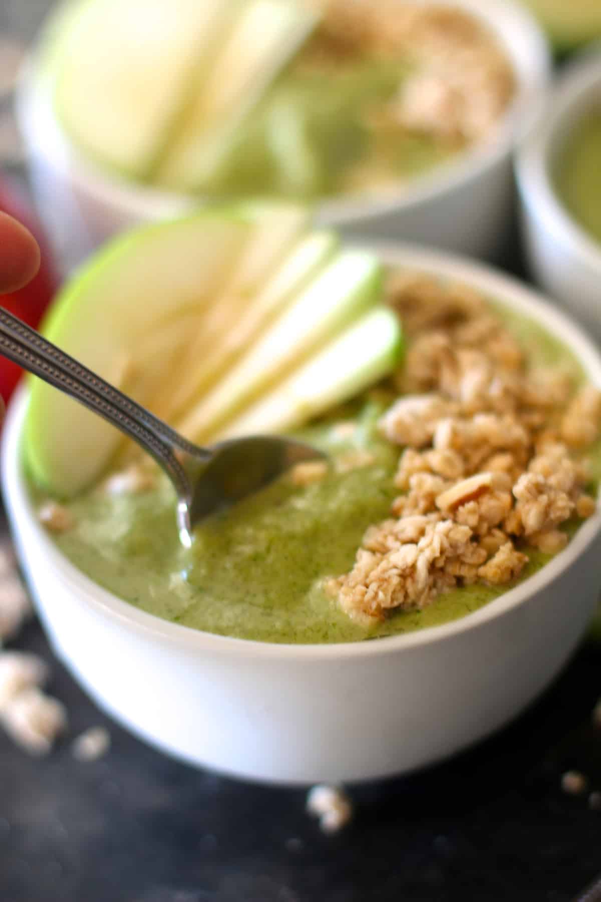 Apple Smoothie Bowls
