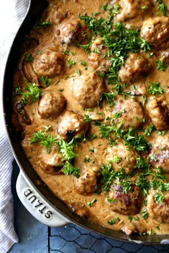 a quick and easy meal perfect for back to school nights. This 30 minute meatball stroganoff is deliciously creamy and rich just like what your mom used to make growing up! 