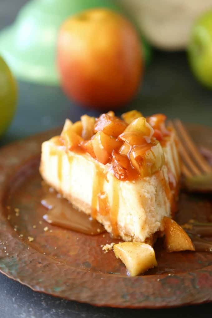 Apple Cinnamon Cheesecake