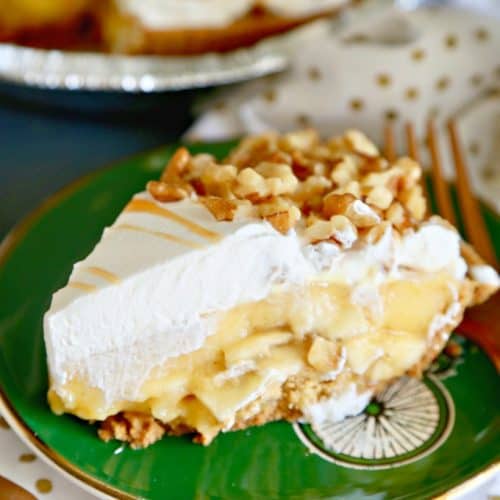 Cinnamon Banana Cream Pie - The Seaside Baker