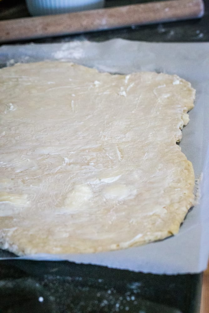 biscuit cinnamon roll dough