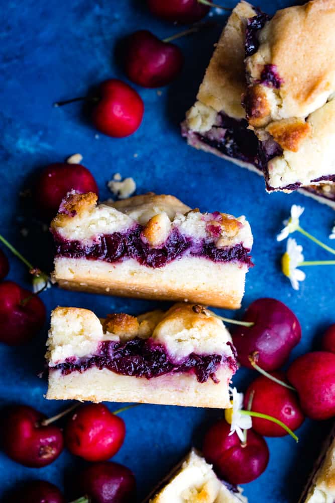 cherry filling in pie bars