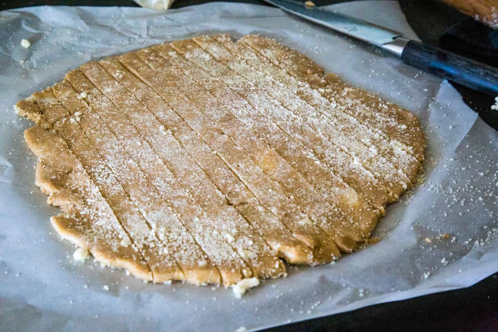 lattice topping for linzer torte recipe