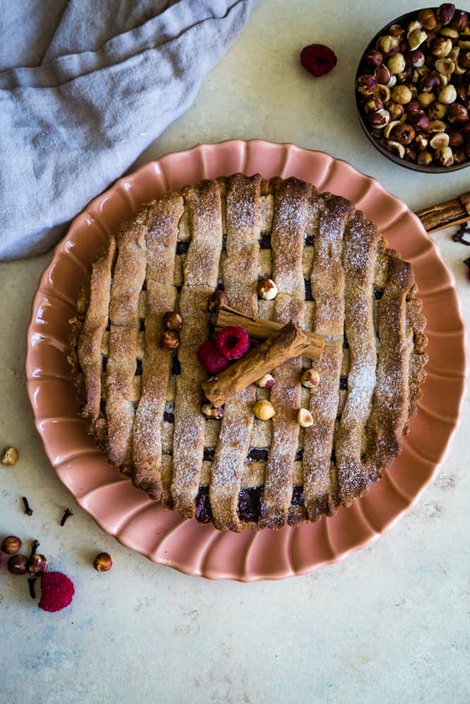 linzer torte recipe overhead shot on serving plate