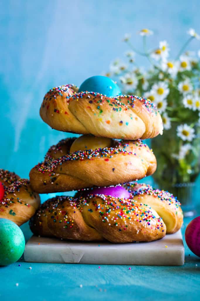 Sicilian Easter Bread / This braided easter bread, known in italian as ...