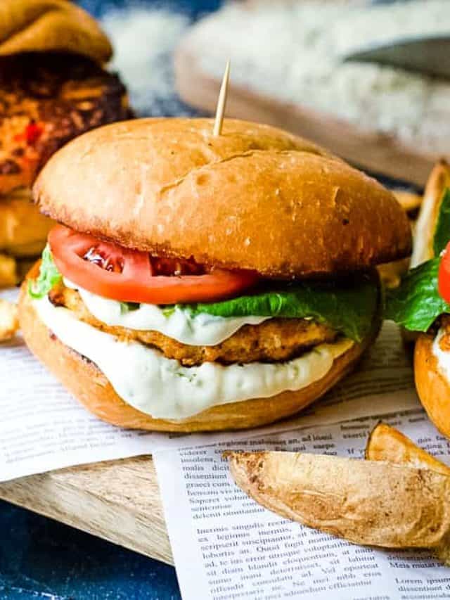 CHIPOTLE SALMON BURGERS WITH LEMON CHIVE MAYO STORY