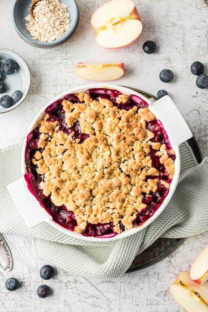 air fryer blueberry crumble in white dish