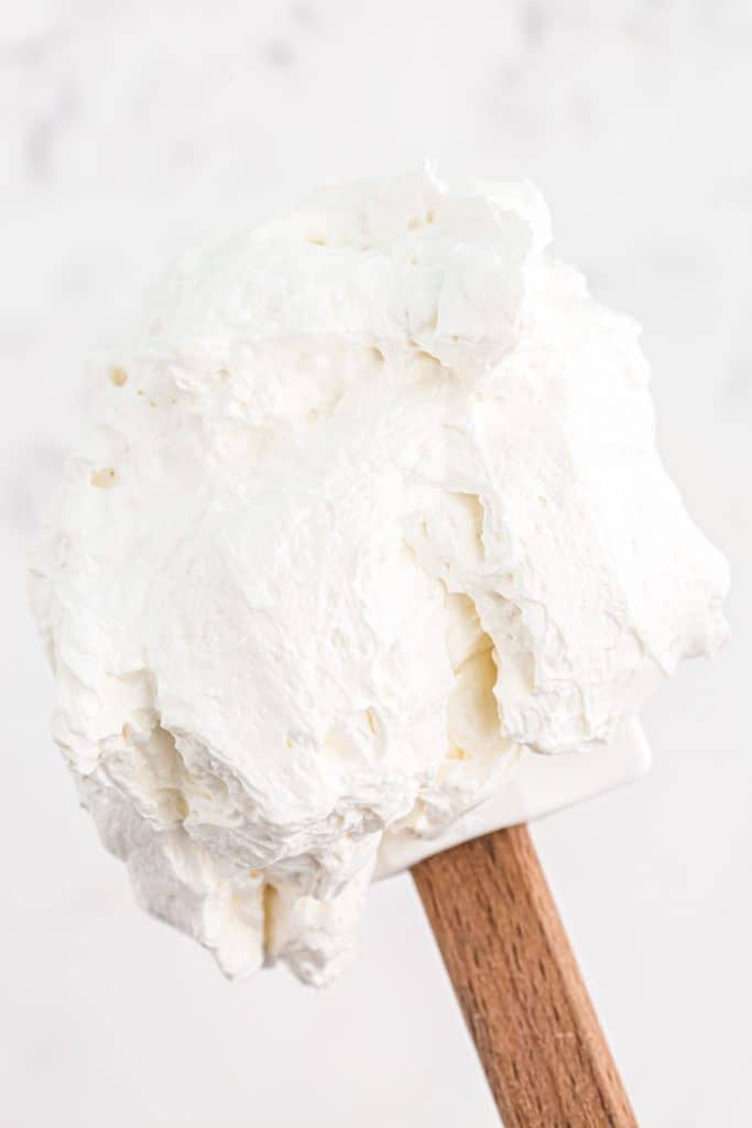 butter cream on white spatula