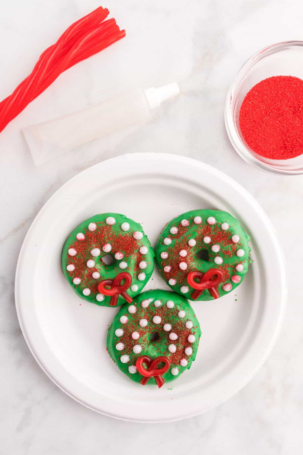 green wreath no bake Christmas cookies with gold beads