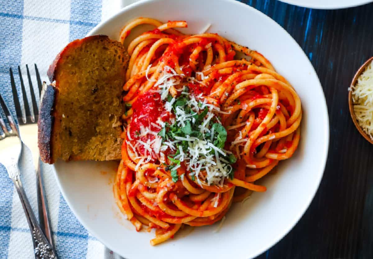 The Best Pasta Sauce Recipe - The Seaside Baker