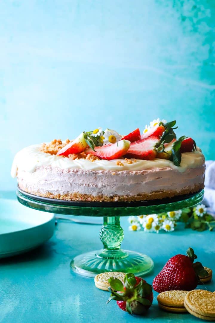 Strawberry Shortcake Cheesecake Recipe - The Seaside Baker