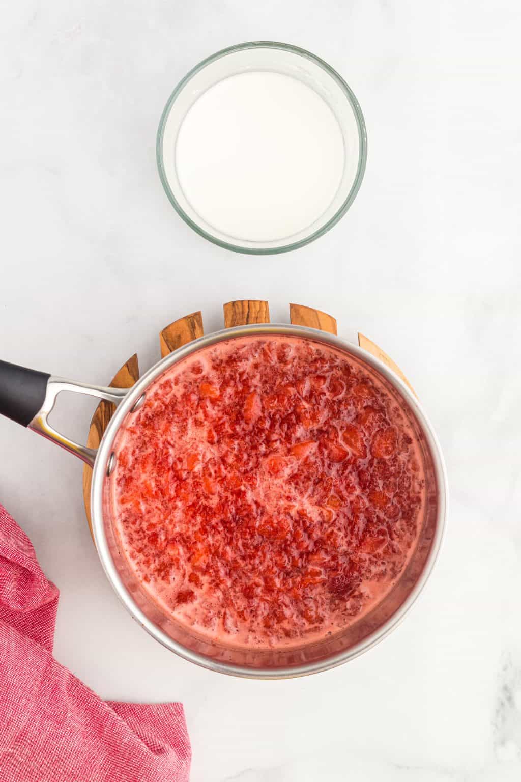 How To Make An Easy Strawberry Cake Filling Recipe The Seaside Baker